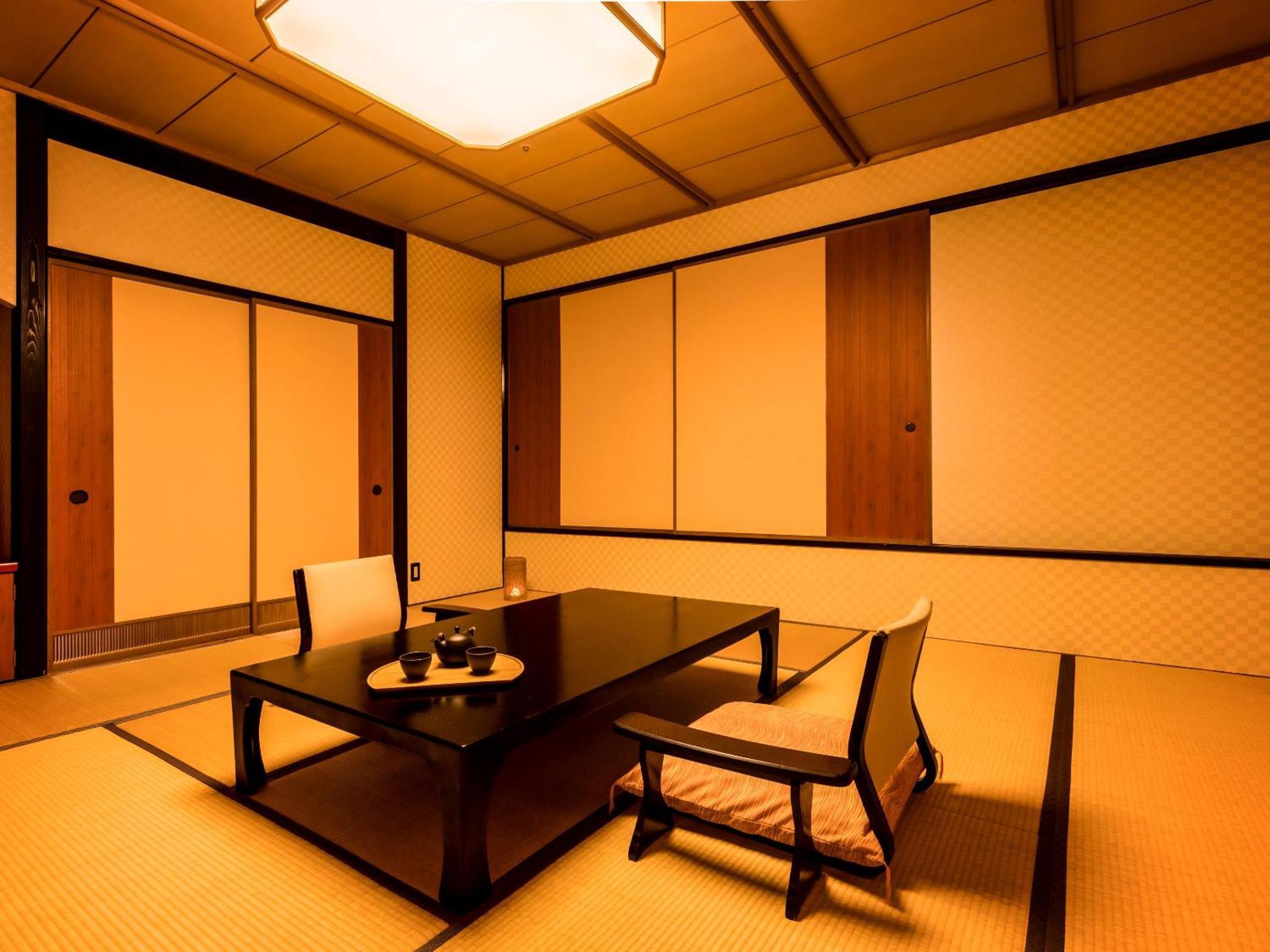 Ooedo Onsen Monogatari Premium Saiki Bekkan Misasa Oda fotoğraf